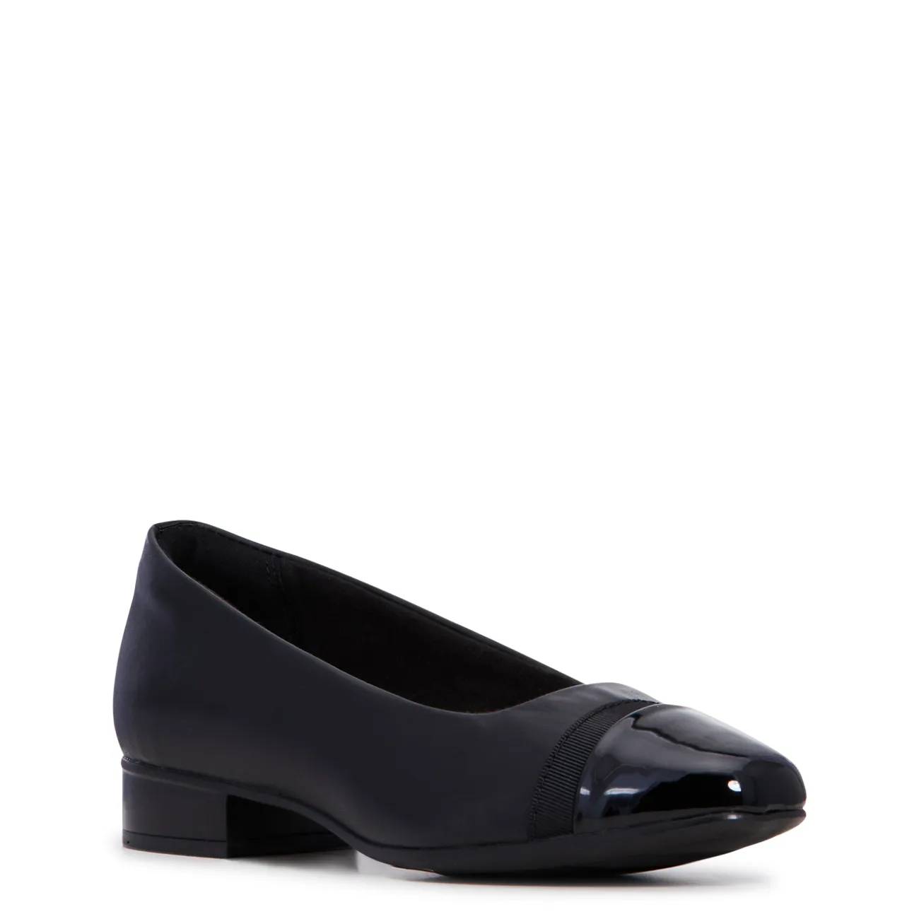 Clarks Women's Juliet Monte Wide Width Flat