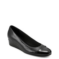 Women's Gracey Wedge Pump BLACK view