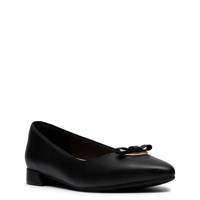 Women's Natalyn Trim Wide Width Pump BLACK LEATHER view