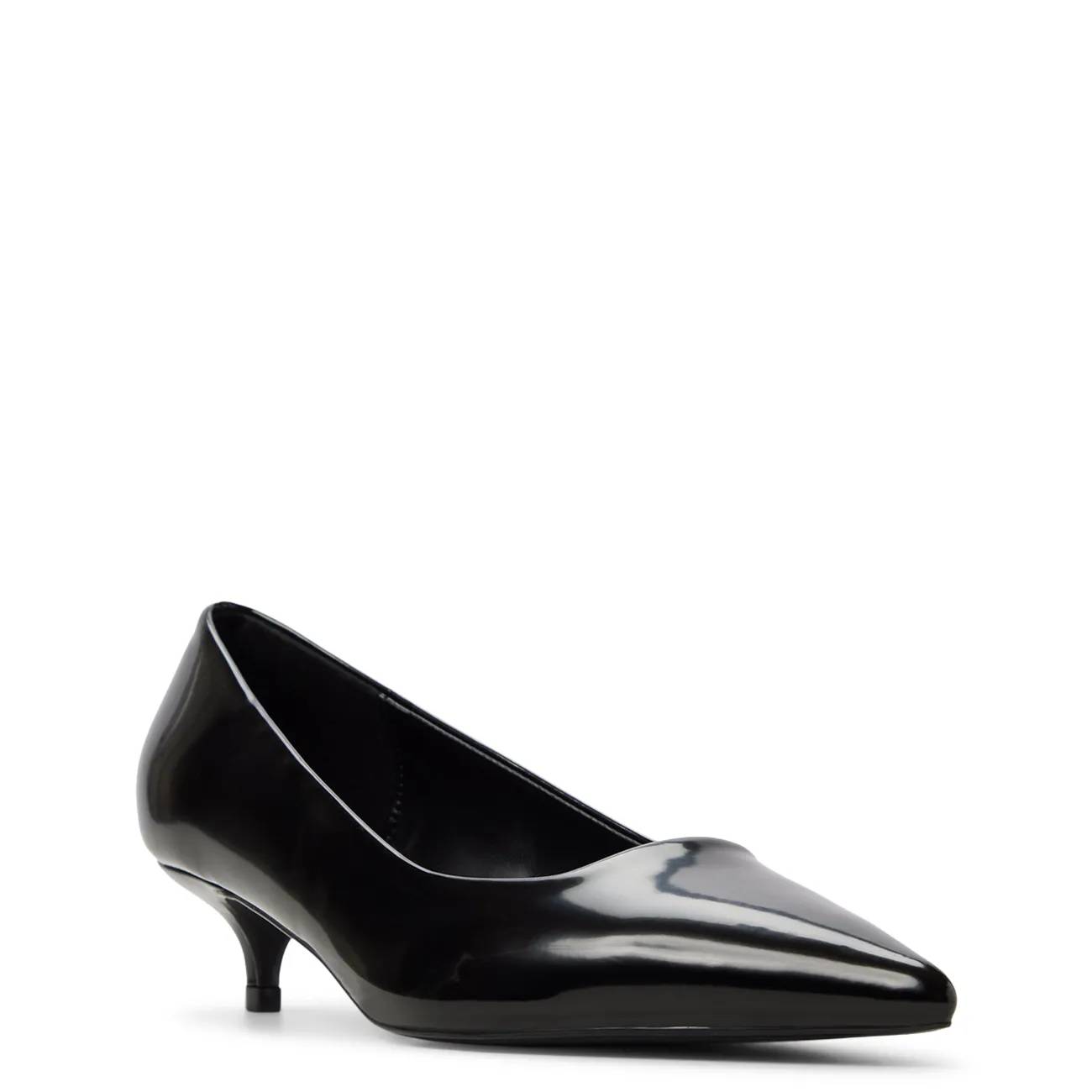 Call It Spring Women's Chiic Kitten Pump