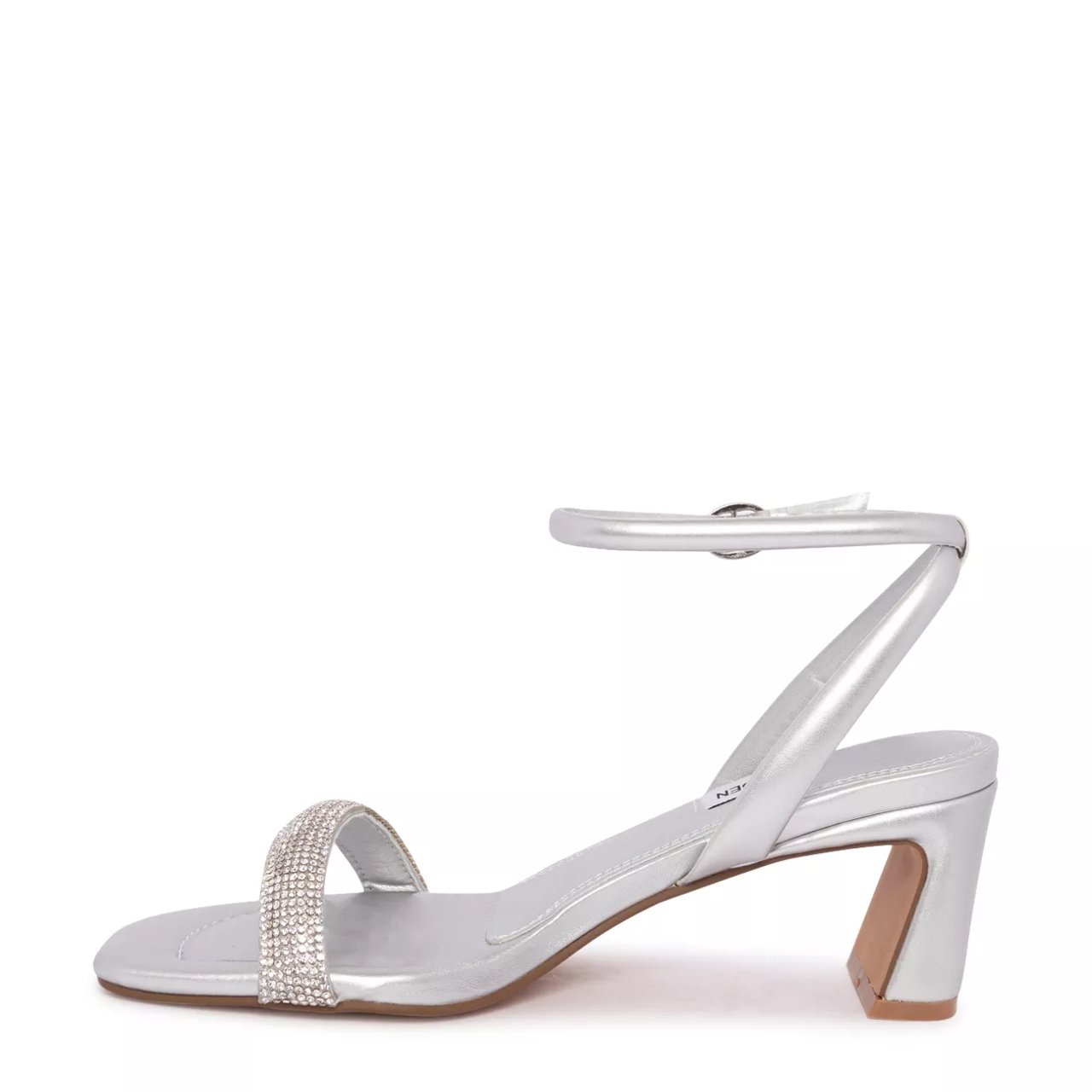 Amalya Sandal