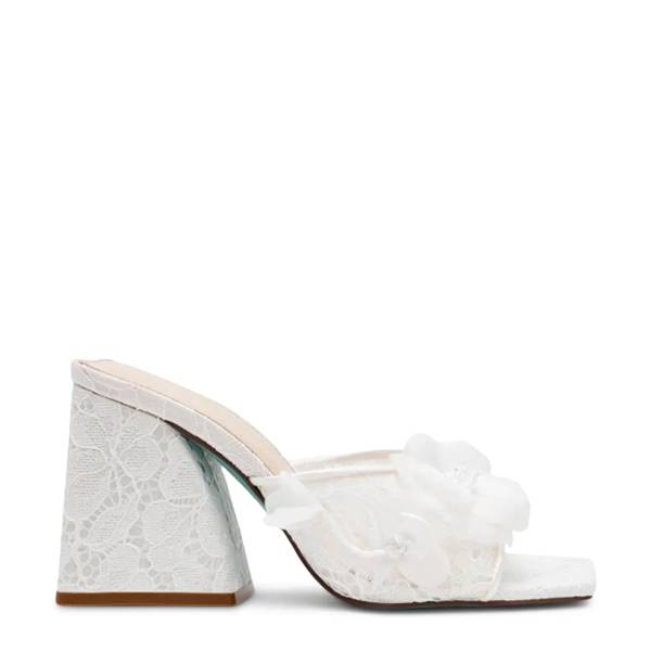 Click to Shop Women's Bridal sandals at DSW Canada