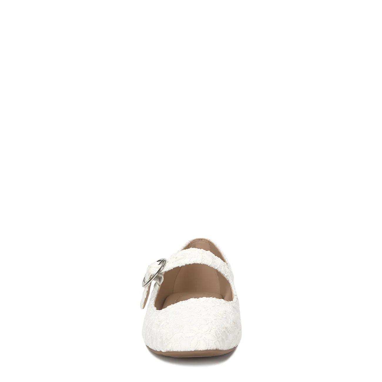 Norissa Mary Jane Flat