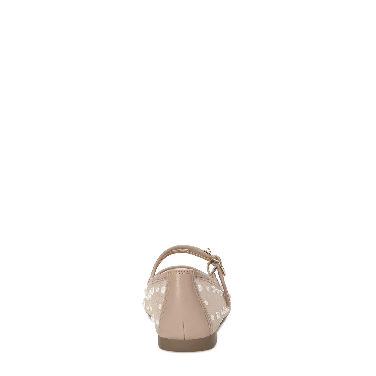 Norissa Mary Jane Flat