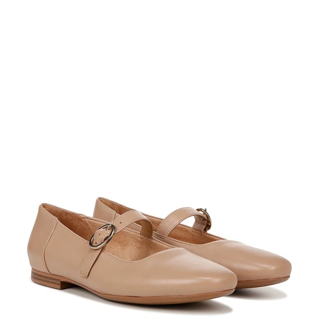 Naturalizer Women's Kelly Wide Width Mary Jane Flat | DSW Canada