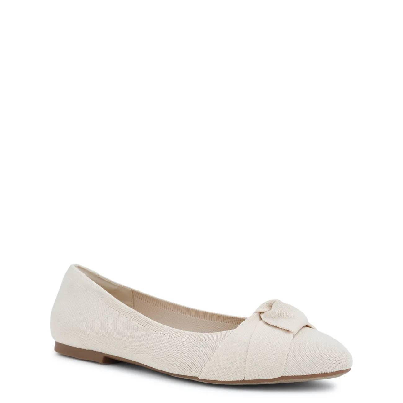 Kelly & Katie Women's Meesha Wide Width Ballet Flat