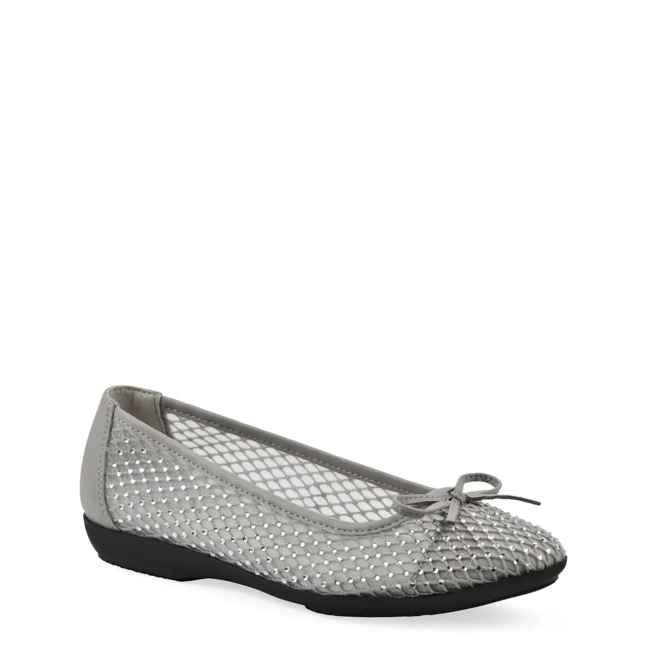 Cliffs by White Mountain Women's Carlicia Ballet Flat