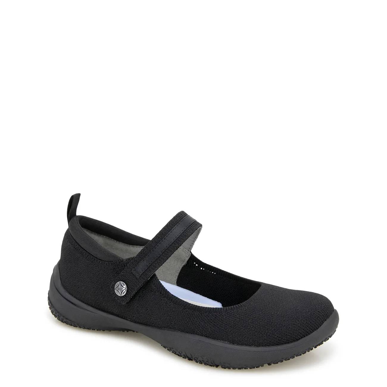 JBU Women's Merry Flat