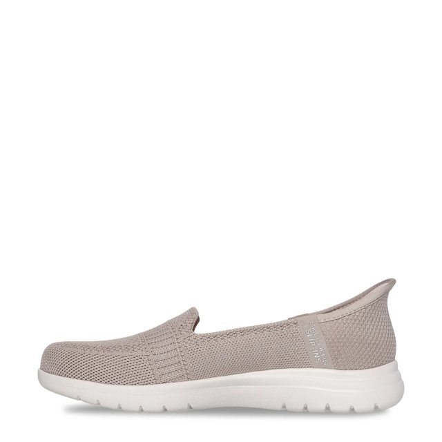 Women's Hands Free Slip-ins: On-the-GO Flex Camellia Slip-On