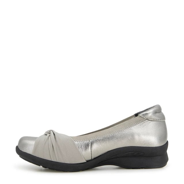 Women's Tara Flat