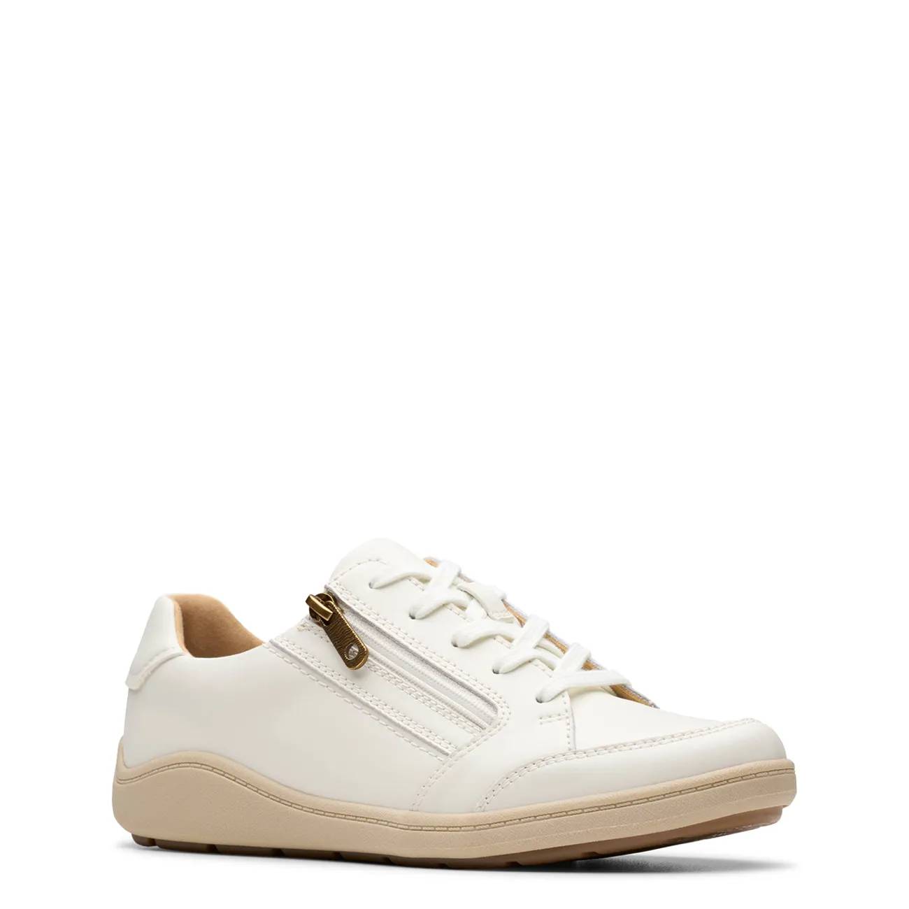Clarks Women's Bryianne Bayla Sneaker