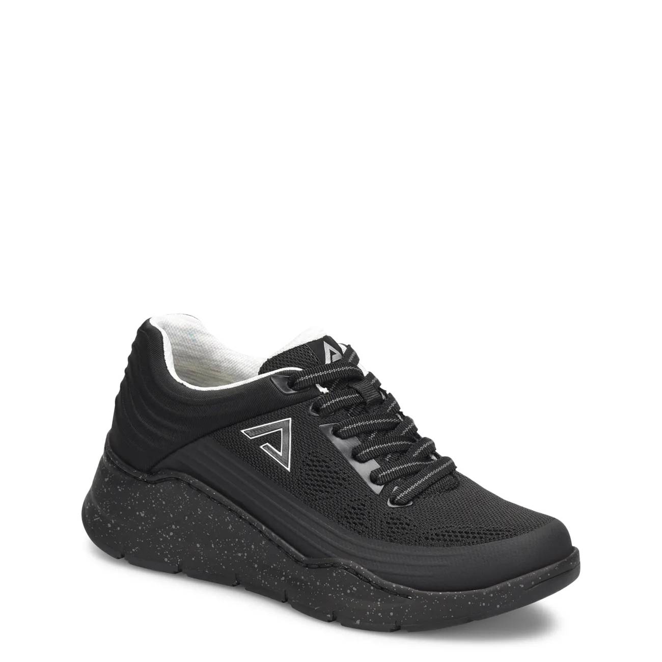 Nurse Mates Women's Lavoy Sneaker