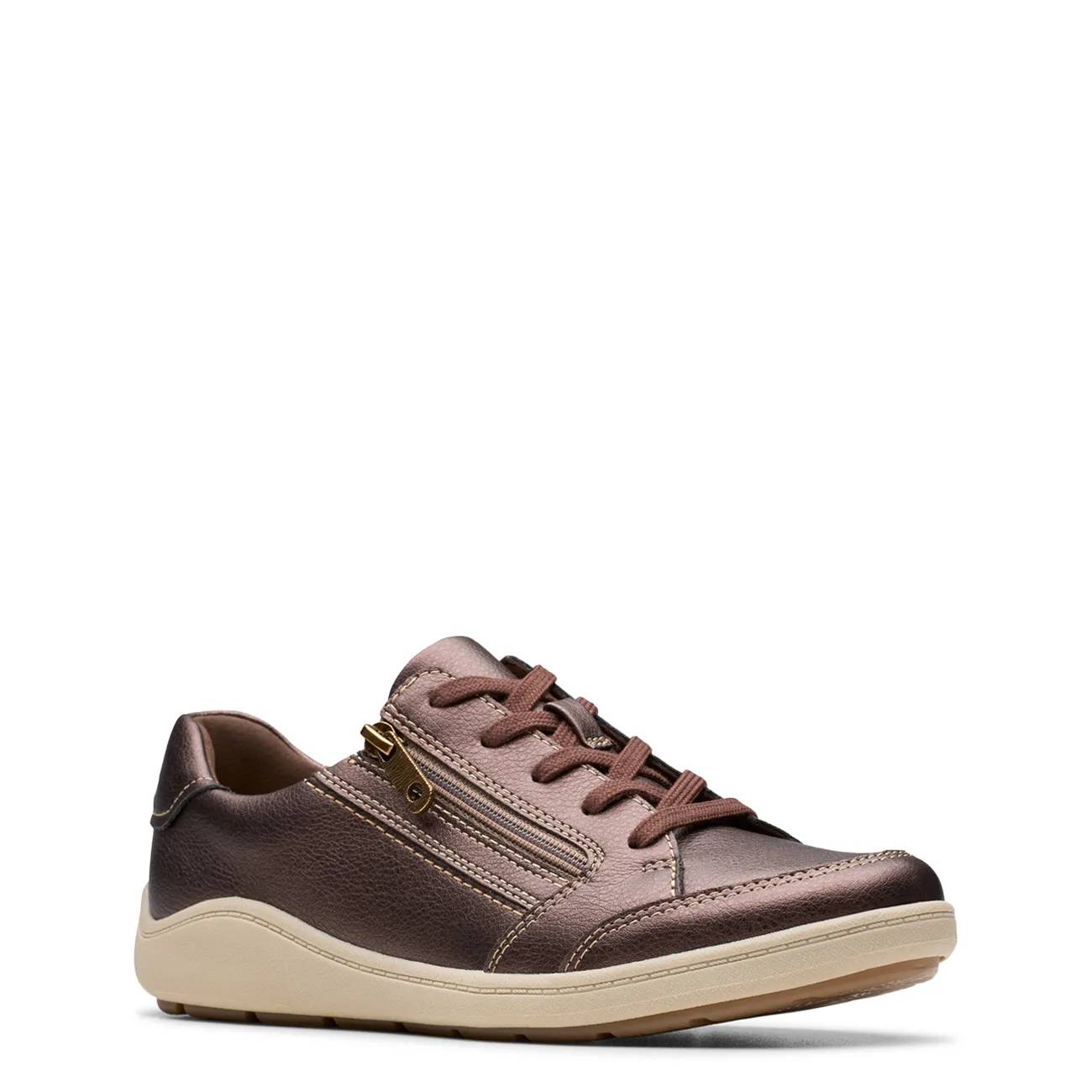 Clarks Women's Bryianne Bayla Sneaker