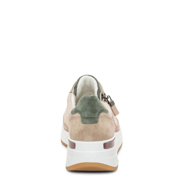 Women's Gardenia Wide Width Sneaker