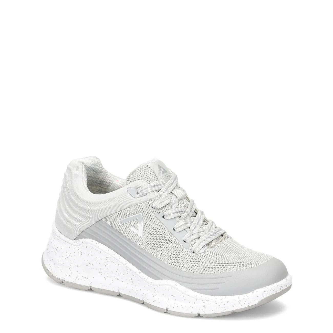 Nurse Mates Women's Lavoy Sneaker