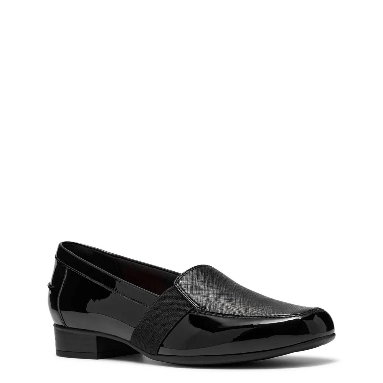 Clarks Women's Juliet Beat Wide Width Loafer