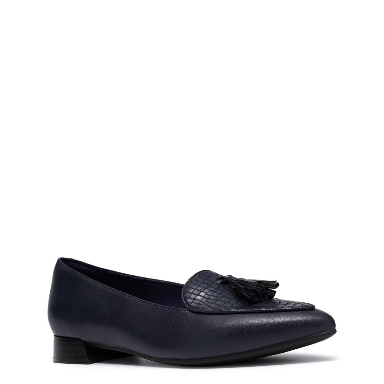 Clarks Women's Natalyn Quartz Wide Width Flat