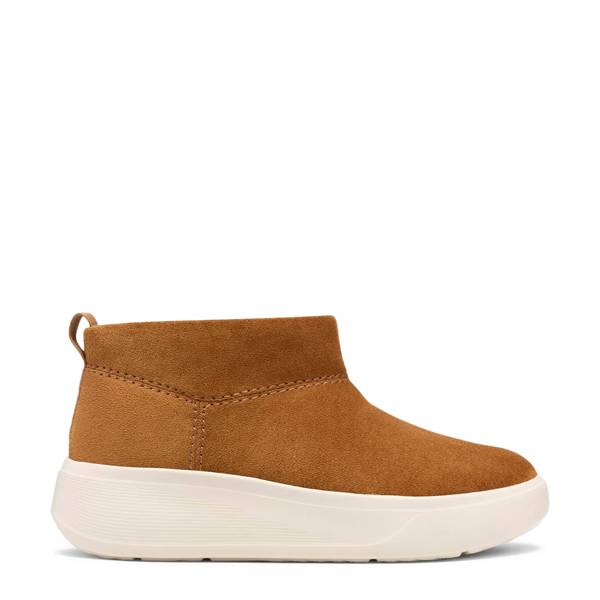 Click here to shop casual boots