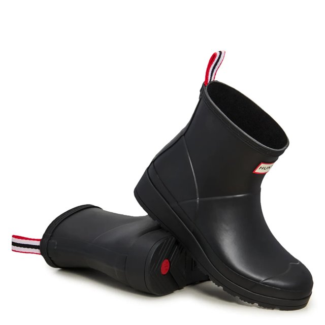 HUNTER Women's Short Play Rain Boot | The Shoe Co.