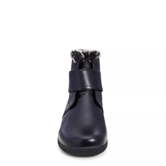 Women's Vienna Waterproof Wide Width Winter Boot