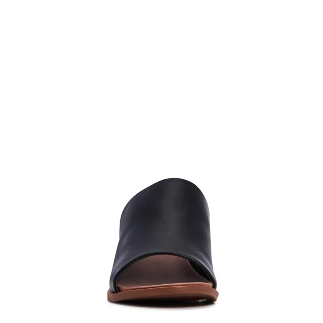 Women's Kacey Wide Width Sandal