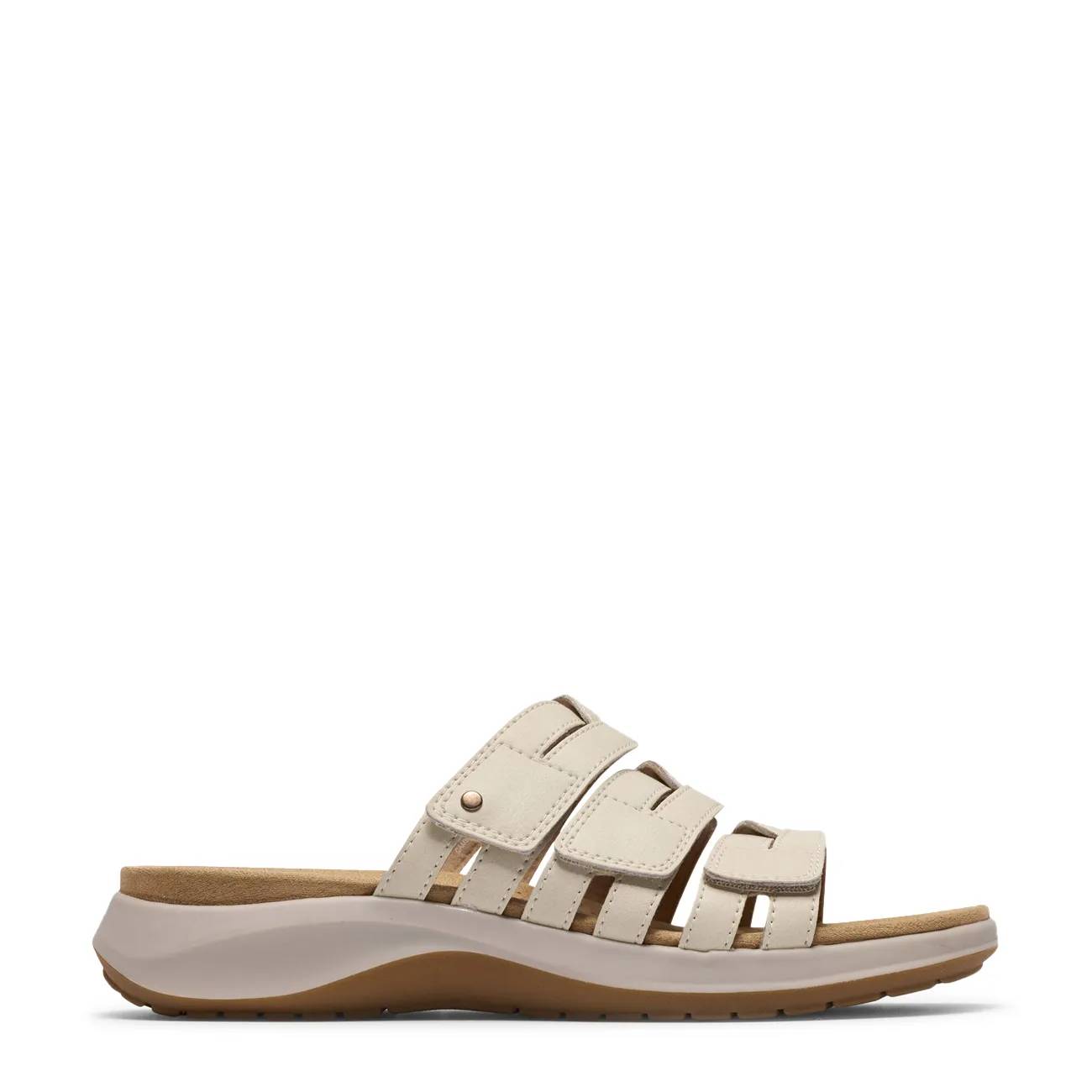 Clarks Women's Maelynn Abby Wide Width Flat Sandal