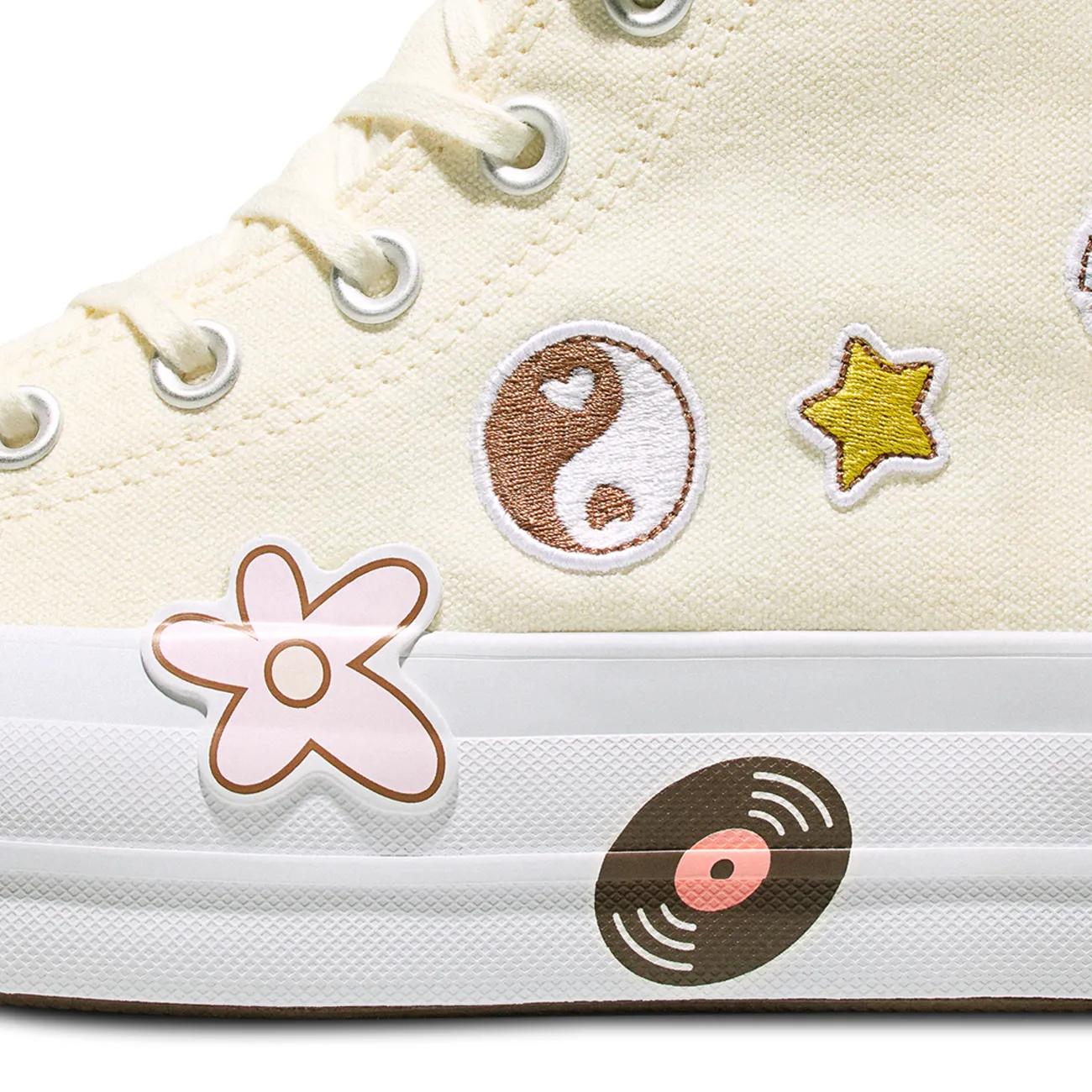 Women's Chuck Taylor Star Lift Platform Retro