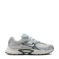 Women's V5 RNR Sneaker SUMMIT WHITE/SMOKE GREY BLUE TINT PHOTON DUST view