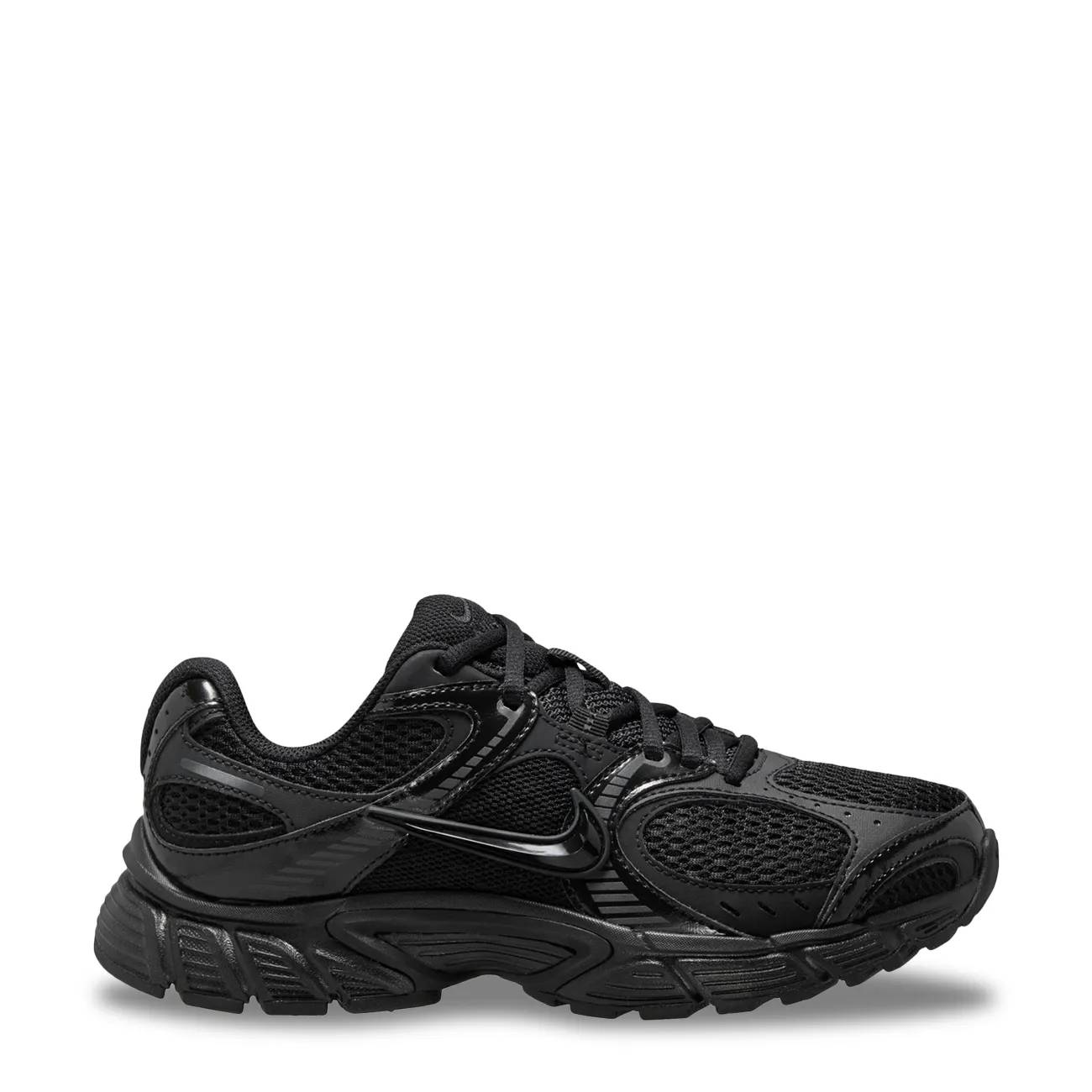 Nike Women's V5 RNR Running Shoe