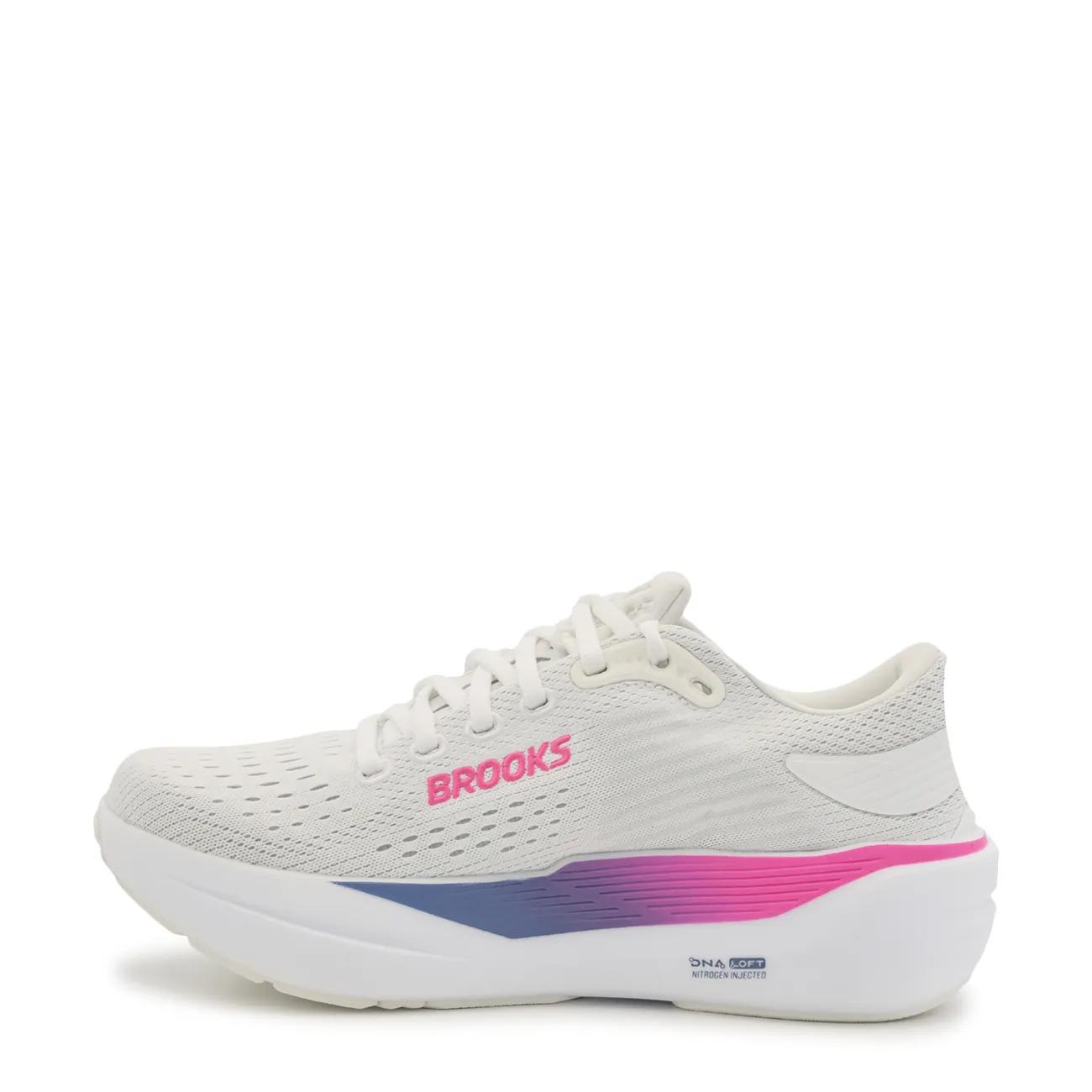 Women's Ghost Max 3 Sneaker