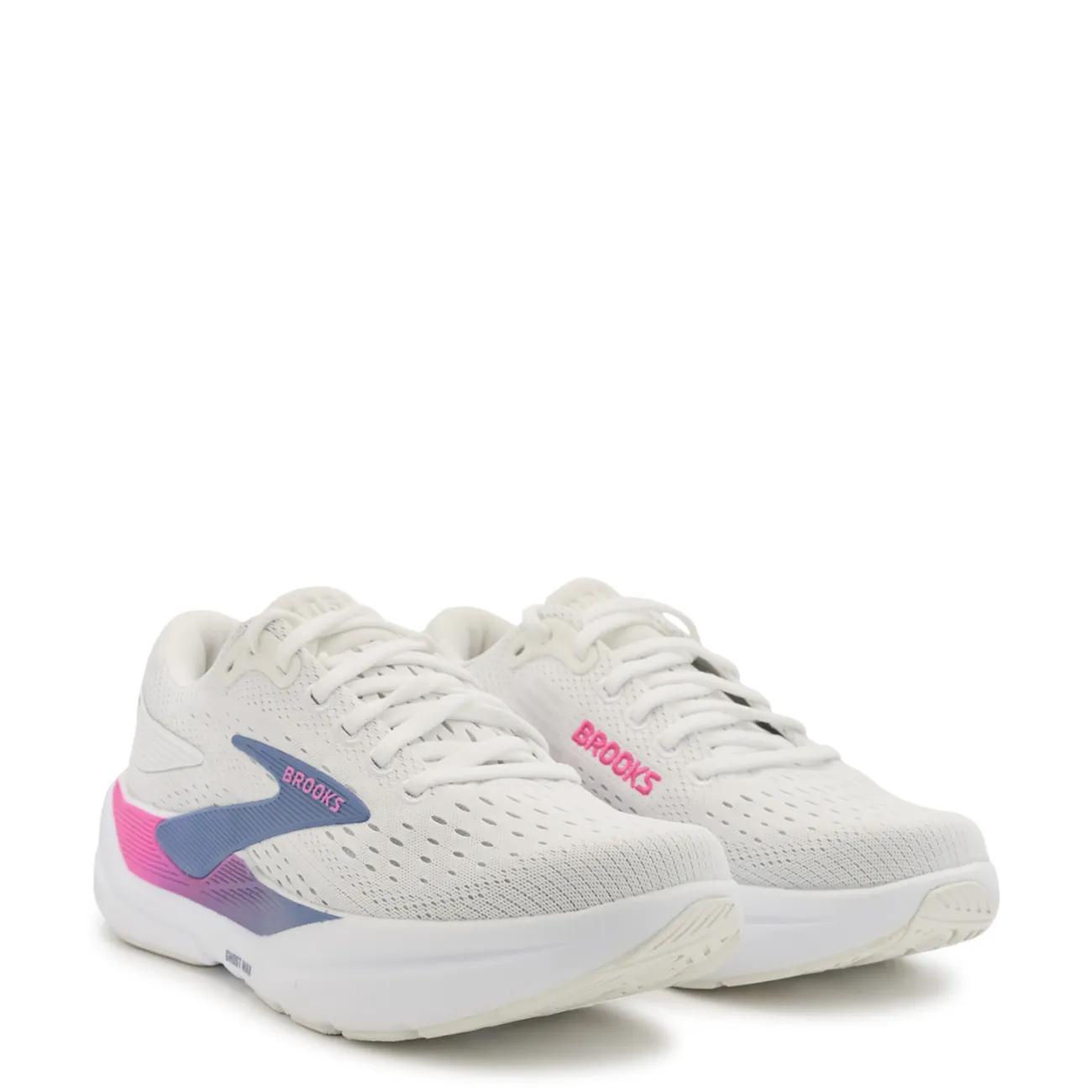 Women's Ghost Max 3 Sneaker