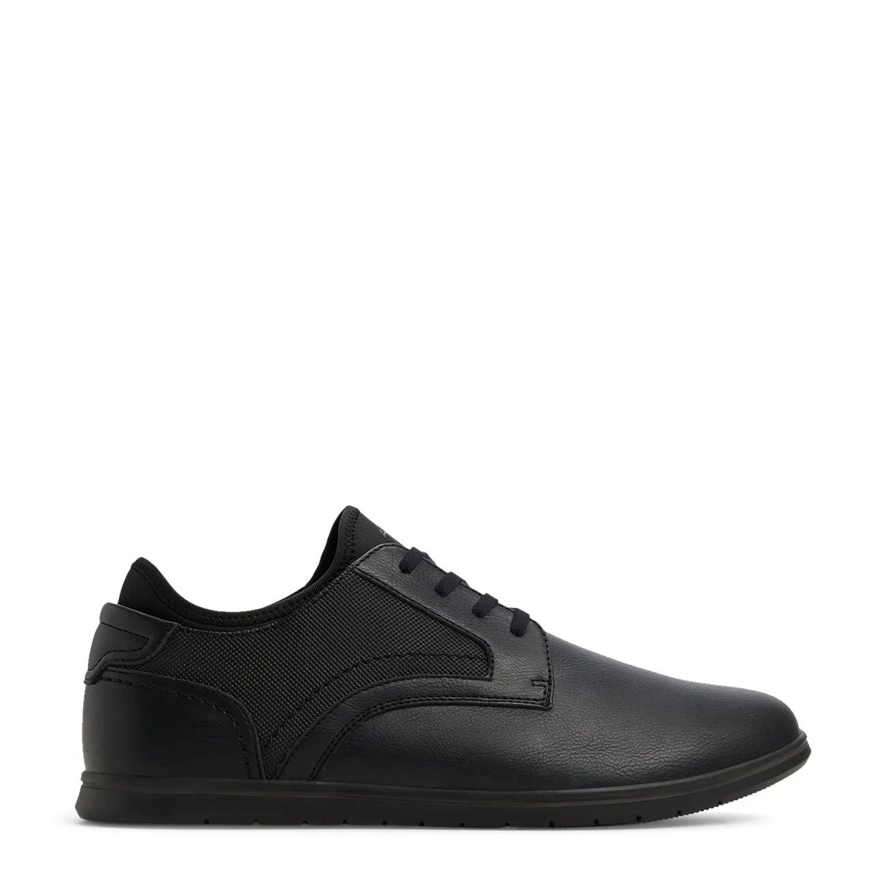 Men's Carnaby Casual Sneaker