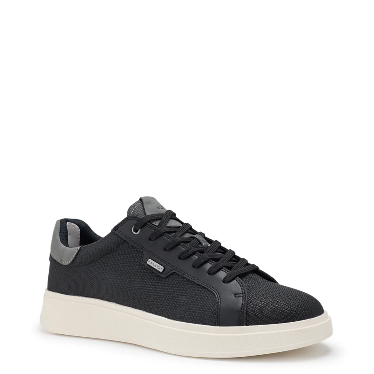 Mens' Pinedale Sneaker