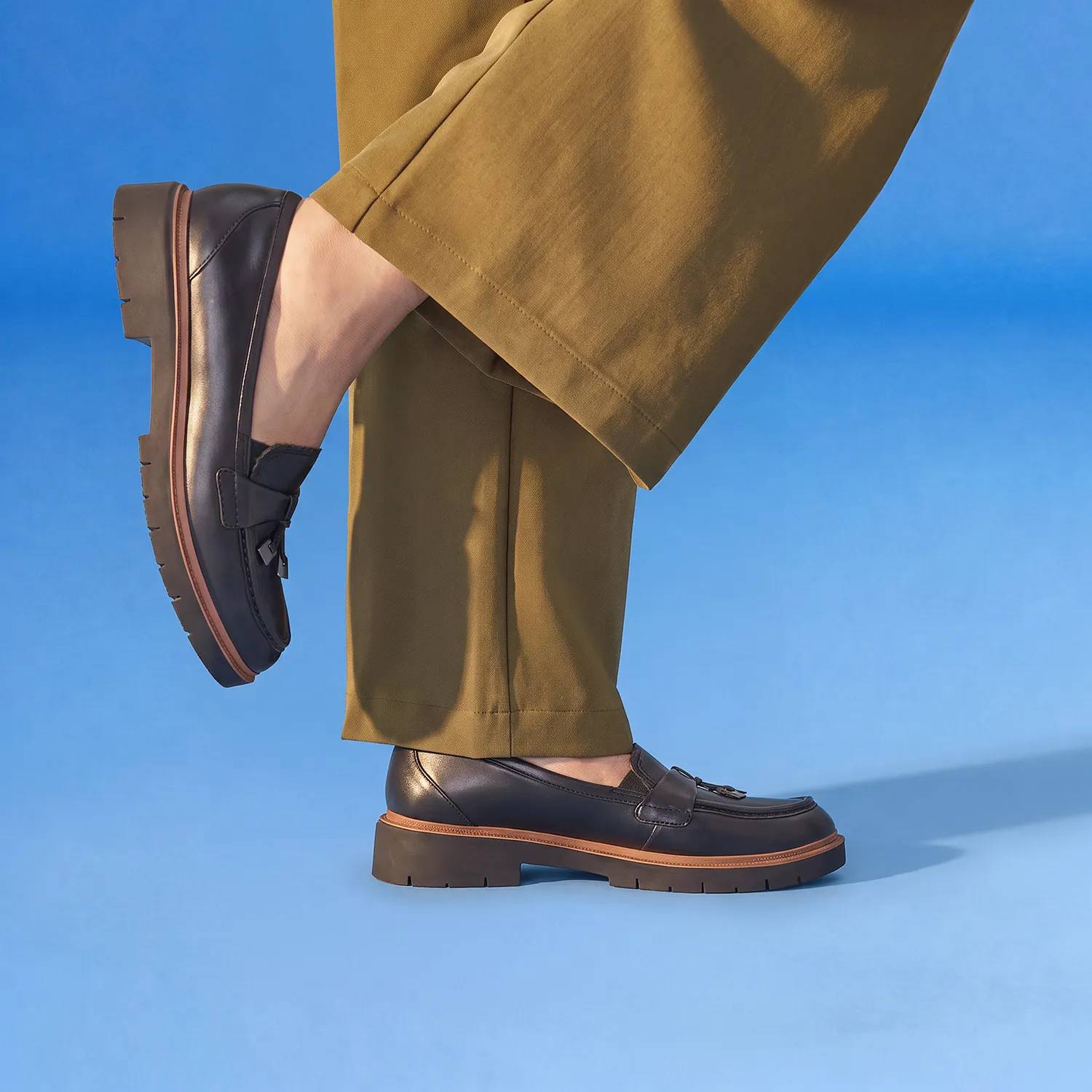 Click to shop Clarks casual shoes at DSW Designer Shoe Warehouse.