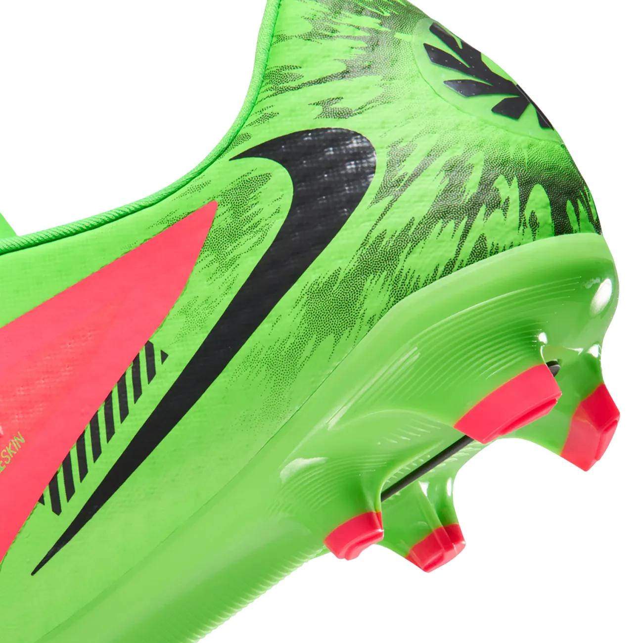 Mens' Phantom 6 Soccer Cleats