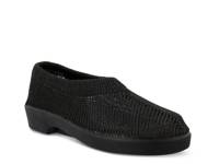 Tender Slip-On Black view