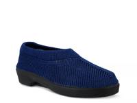 Tender Slip-On Navy view
