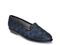 Betunia Loafer Navy Quilted Fabric view