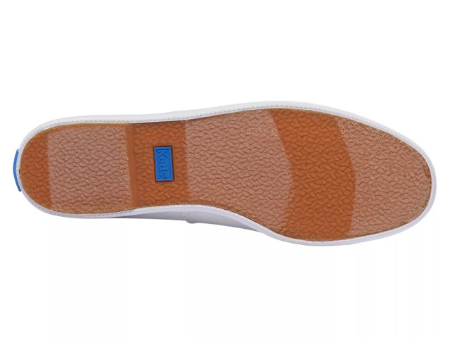 Chillax Slip-On Sneaker - Women's