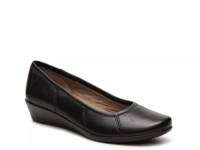 Hannah Wedge Pump Black view