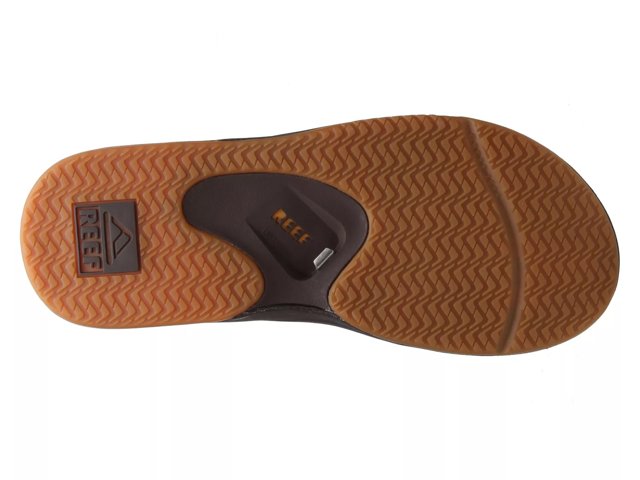 Fanning Bottle Opener Sandal