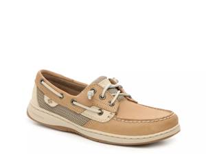 Click to shop women's boat shoes at DSW Designer Shoe Warehouse.