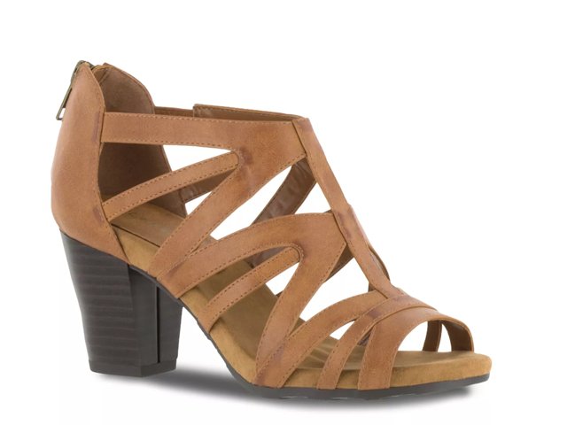Amaze Sandal