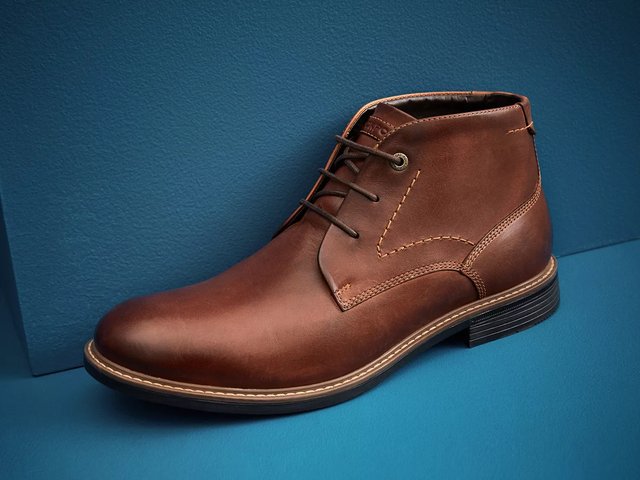 ROCKPORT CLASSIC BREAK MEN\'S SIZE 8.5 BROWN LEATHER CHUKKA BOOTS LACE UP SHOES Men main image 2