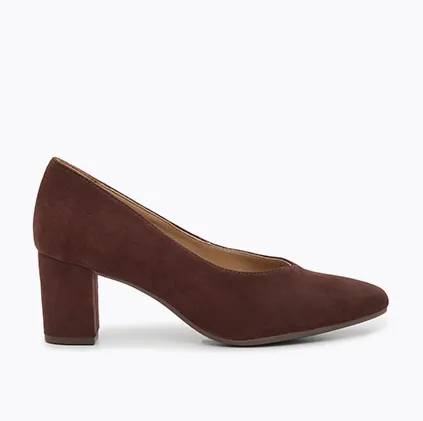 A side view and of a dark brown women's layran pump