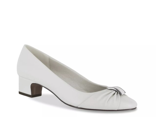 Eloise Pump