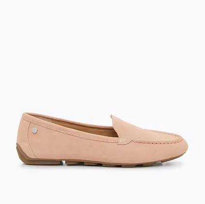 A side view of a blush women's ozzie loafer