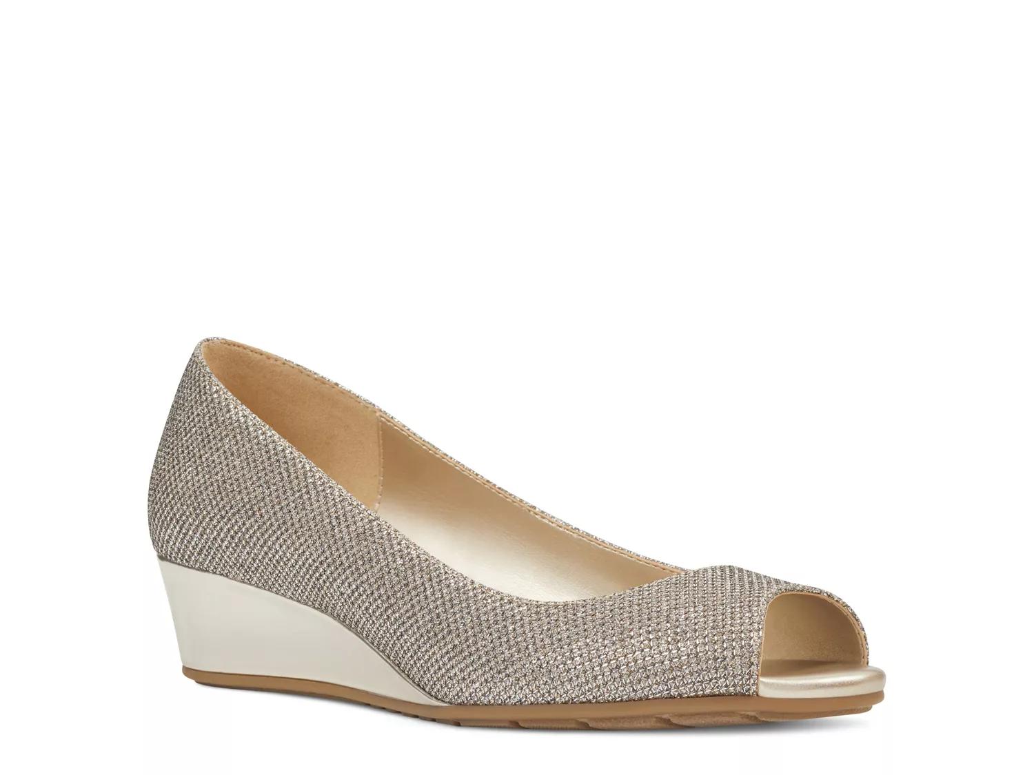 Candra Wedge Pump - image 5