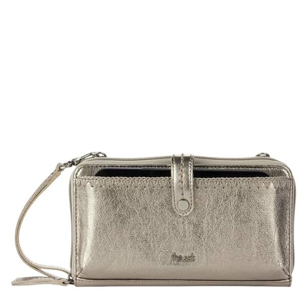 Shop Wristlets