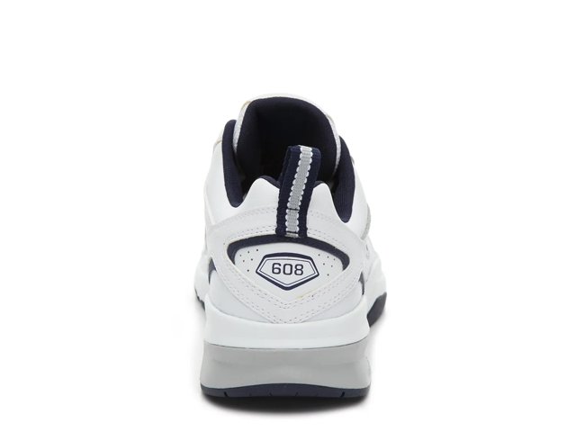 608 V5 Training Shoe - Men's